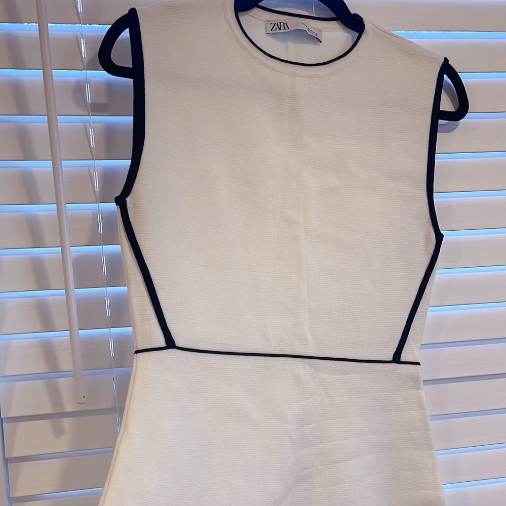 ZARA Black/White Dress, size M